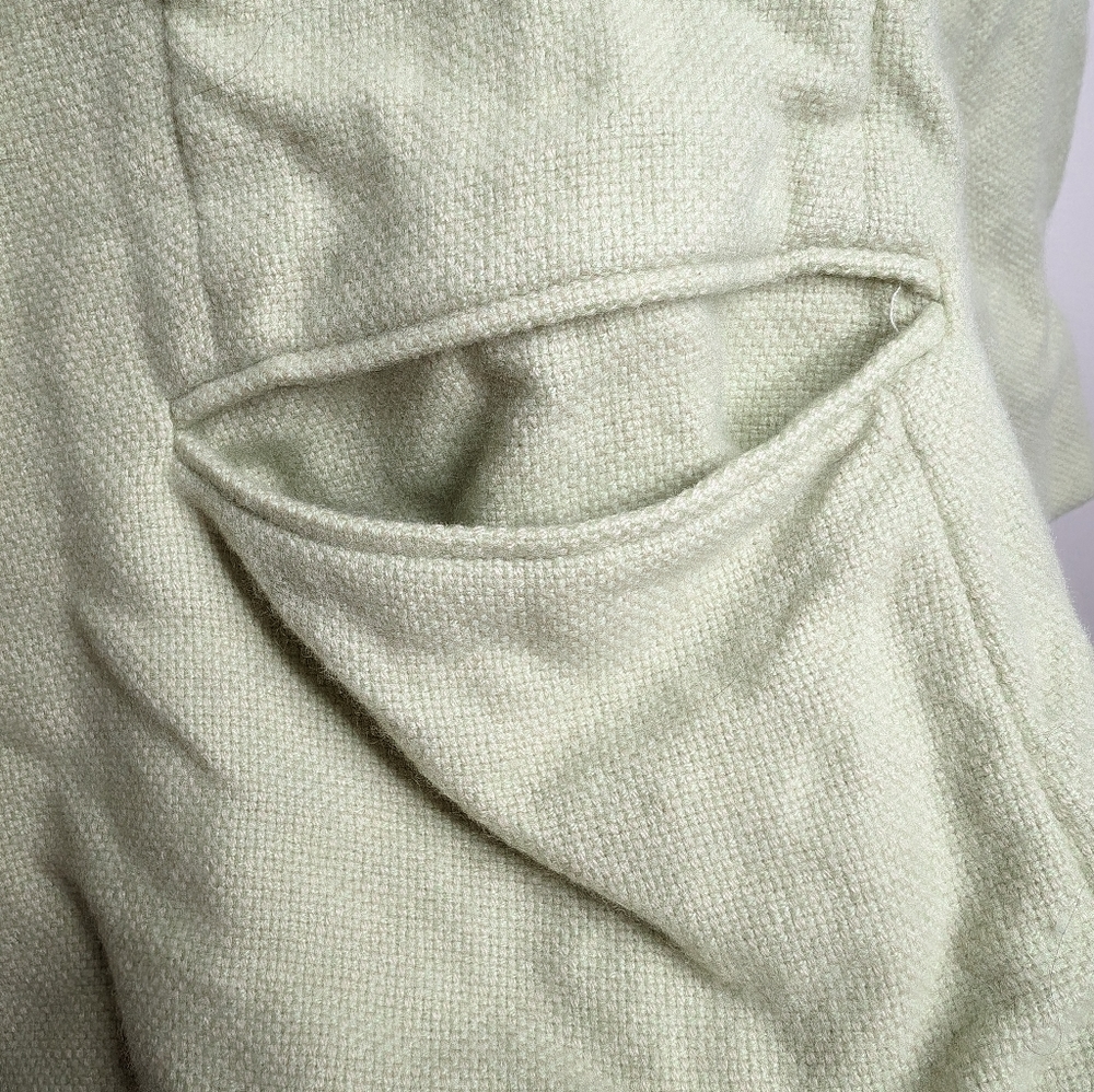 Ralph Lauren Black Label Vintage Cashmere Blazer in Melon Green | Size 6 - Picture 4 of 8